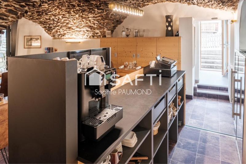 Local commercial - 99 m² - 5 pièces