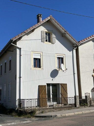 Maison - 140 m² - 7 pièces