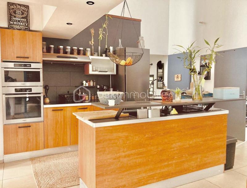 Villa - 143 m² - 5 pièces