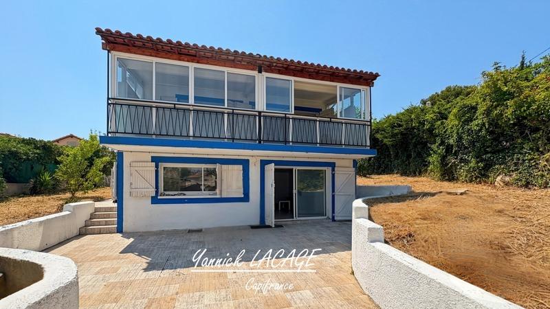 Maison - 195 m² - 8 pièces