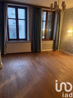Maison de ville - 210 m² - 10 pièces