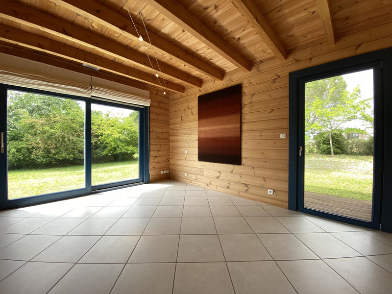 Maison - 371 m² - 15 pièces