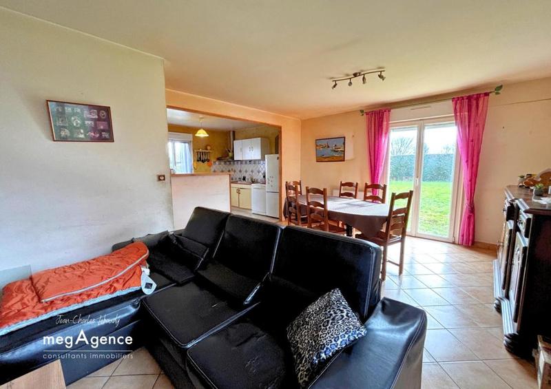 Maison - 93 m² - 5 pièces