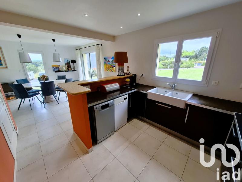 Maison - 143 m² - 6 pièces