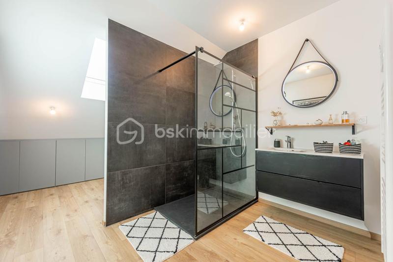 Duplex - 85 m² - 4 pièces