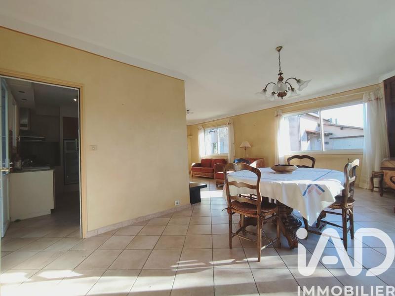 Maison - 193 m² - 5 pièces