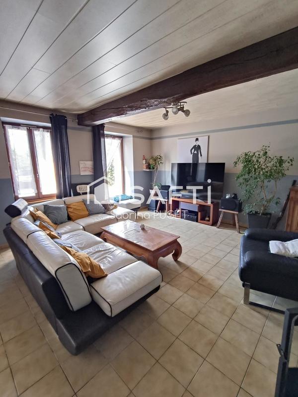 Maison - 130 m² - 6 pièces