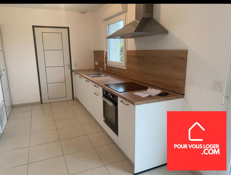 Maison - 90 m² - 4 pièces