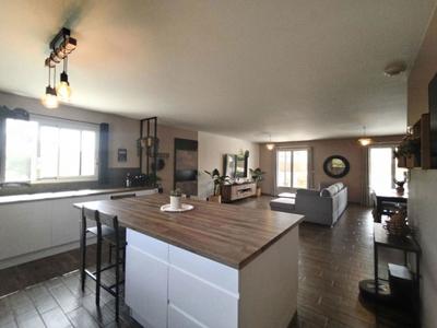 Villa - 148 m² - 6 pièces