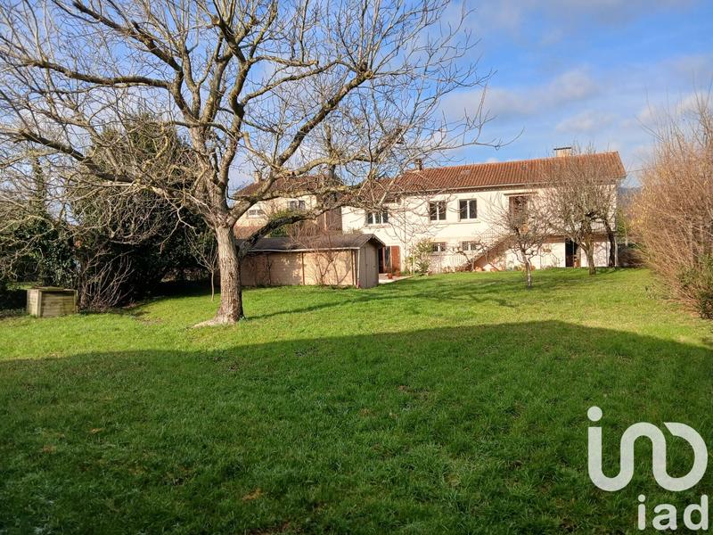 Maison - 142 m² - 8 pièces