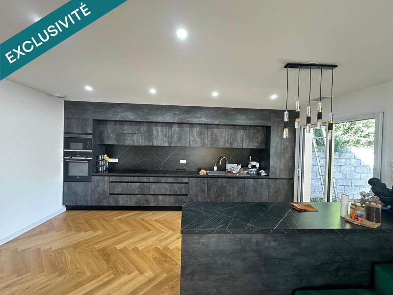 Maison - 123 m² - 6 pièces