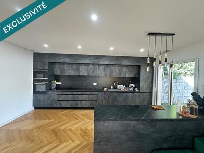 Maison - 123 m² - 6 pièces