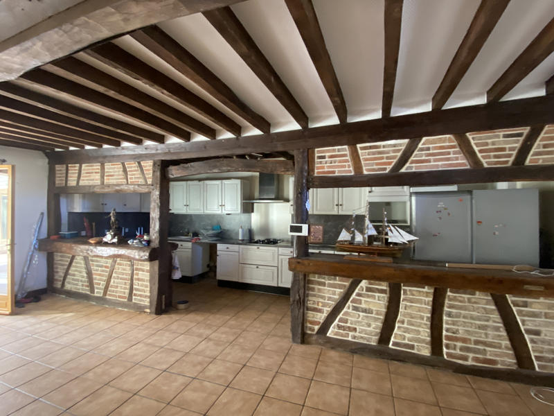 Maison - 227 m² - 7 pièces