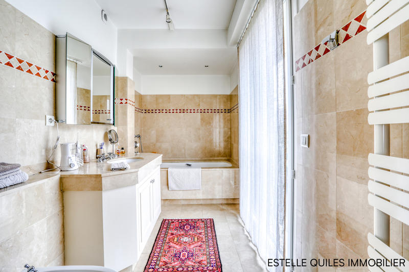 Appartement - 115 m² - 4 pièces