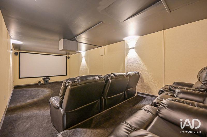 Maison - 421 m² - 5 pièces