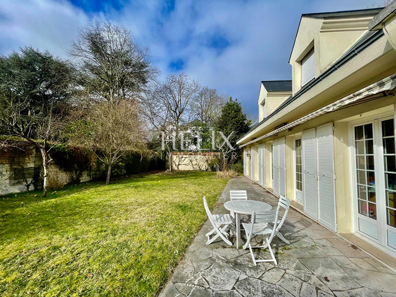 Maison - 170 m² - 6 pièces