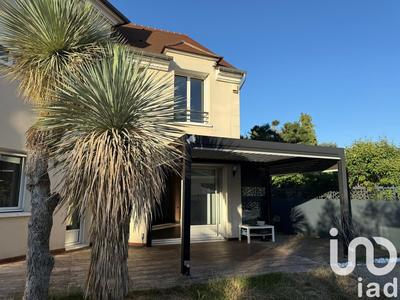 Maison - 307 m² - 14 pièces