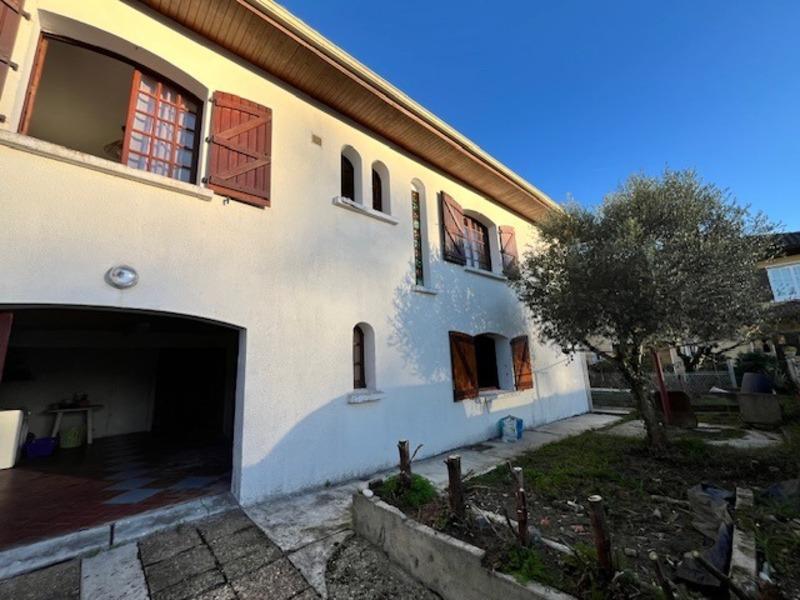 Maison - 180 m² - 6 pièces