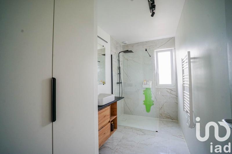 Maison - 121 m² - 5 pièces