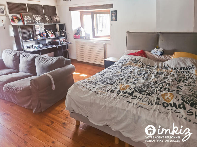 Maison - 320 m² - 7 pièces