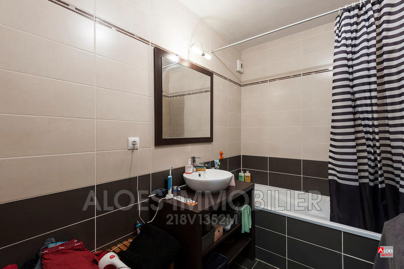 Maison - 102 m² - 4 pièces