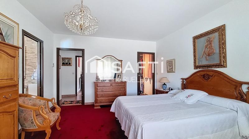 Maison - 190 m² - 5 pièces