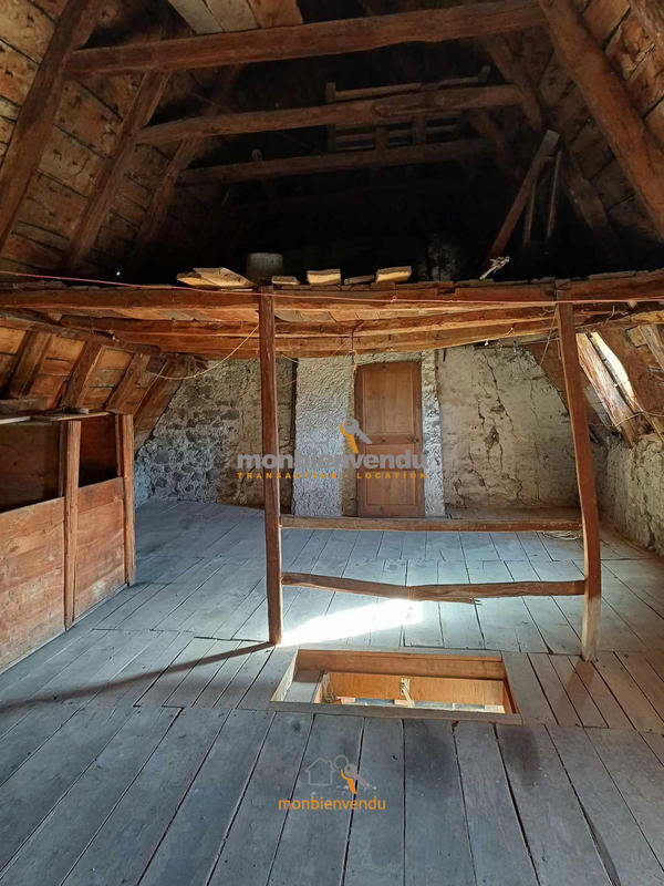 Maison traditionnelle - 106 m² - 6 pièces