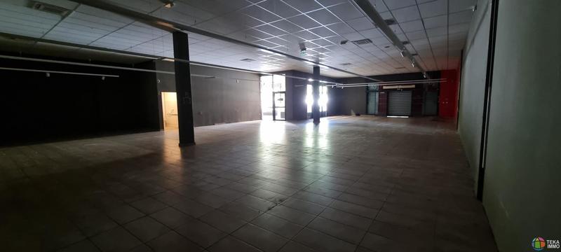 Local commercial - 360 m² - 1 pièce