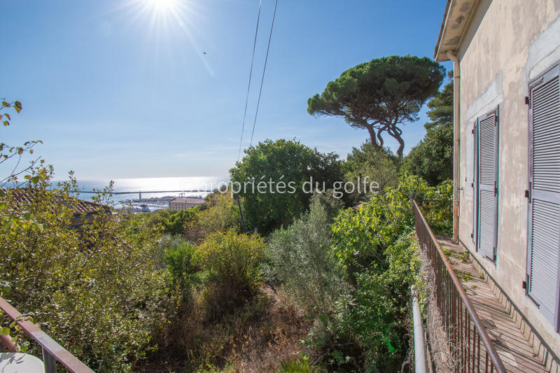 Maison - 99 m² - 5 pièces