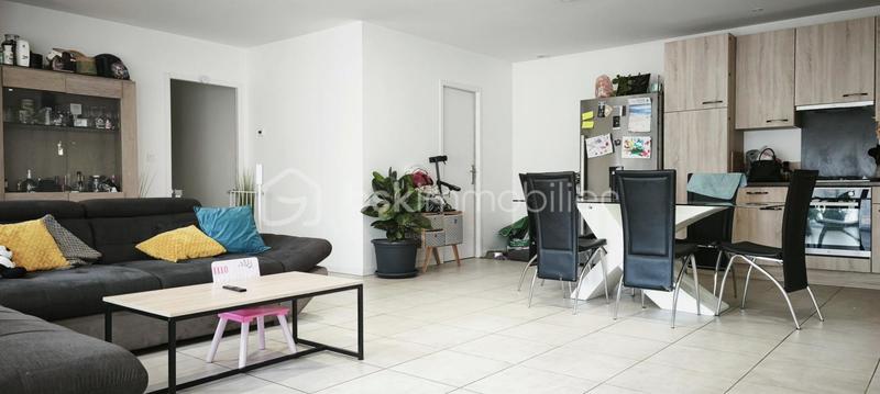 Maison - 102 m² - 4 pièces