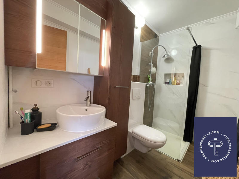 Appartement - 94 m² - 3 pièces