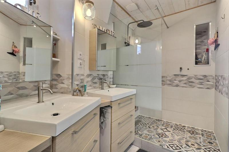 Maison - 162 m² - 6 pièces