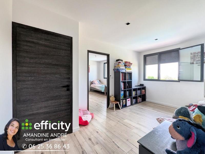 Maison - 245 m² - 7 pièces