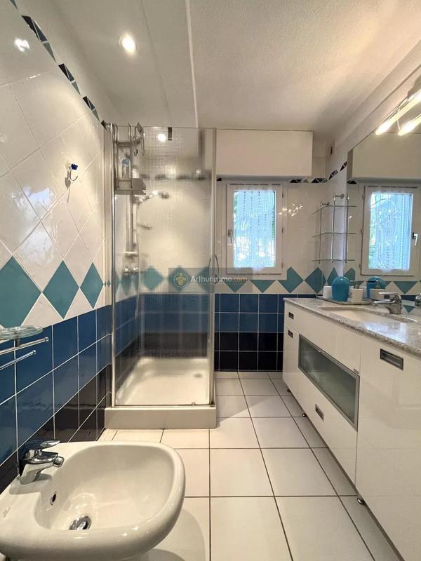 Appartement - 73 m² - 3 pièces