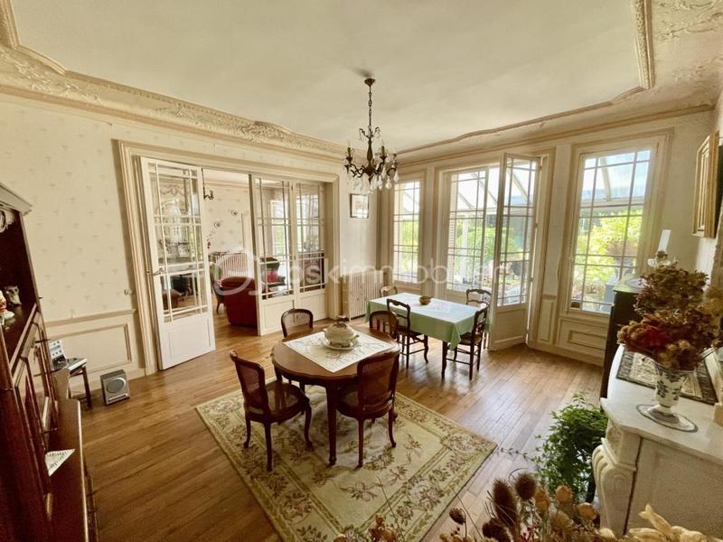 Maison bourgeoise - 426 m² - 14 pièces