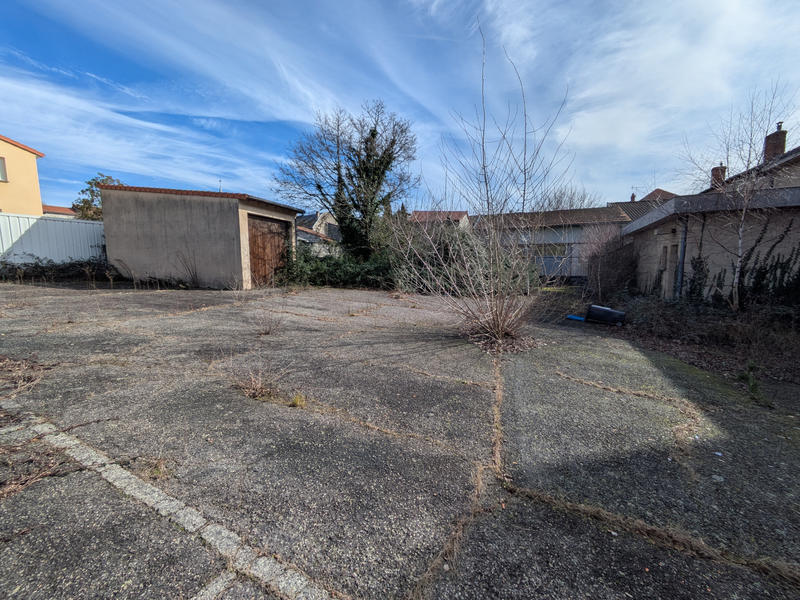 Local commercial - 286 m² - 9 pièces