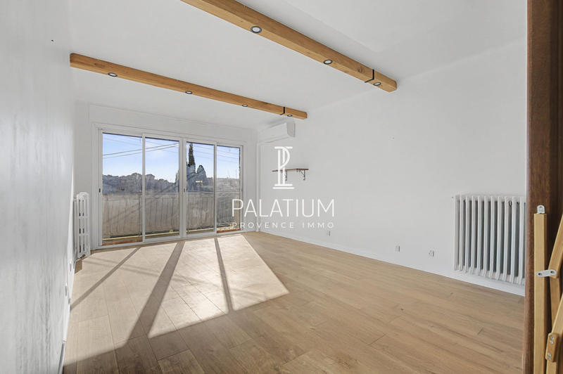 Maison - 96 m² - 5 pièces