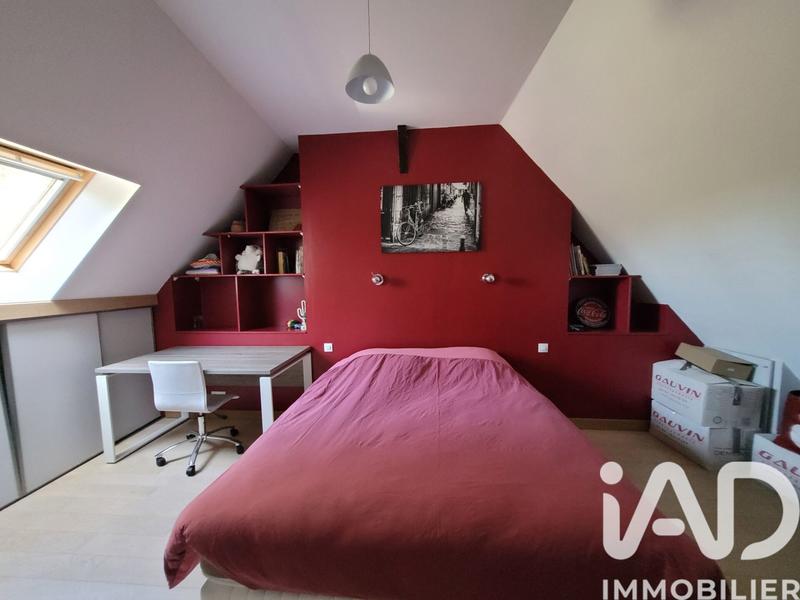 Maison - 280 m² - 10 pièces