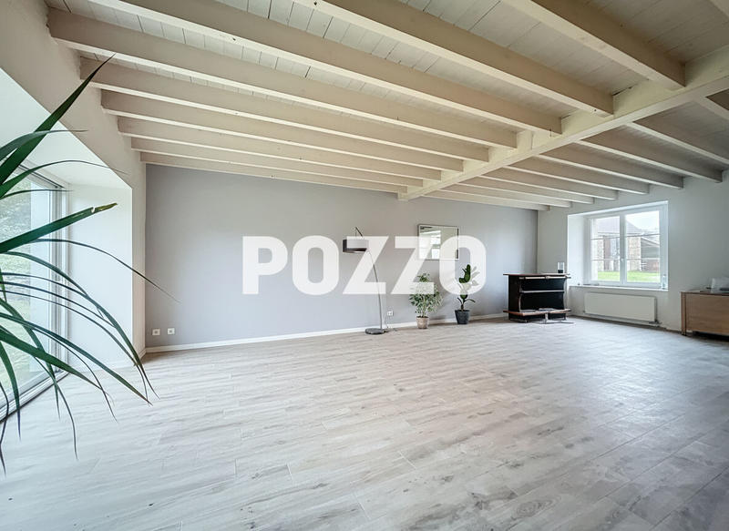 Maison - 224 m² - 6 pièces
