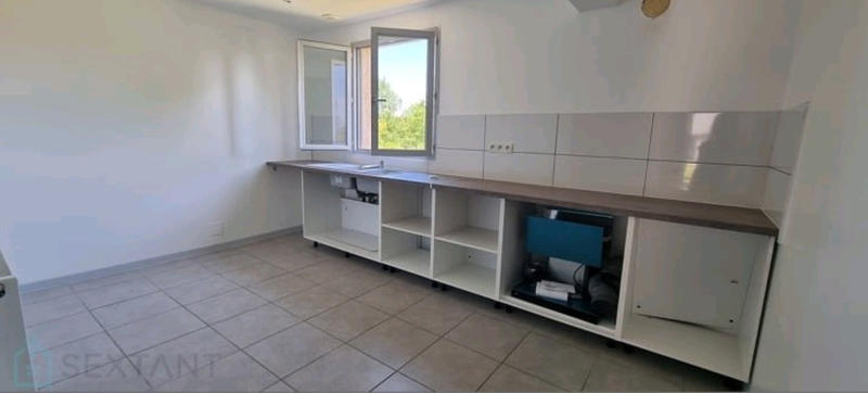 Maison - 213 m² - 9 pièces