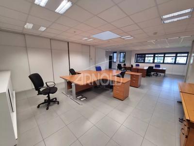 Bureau - 355 m² - 12 pièces
