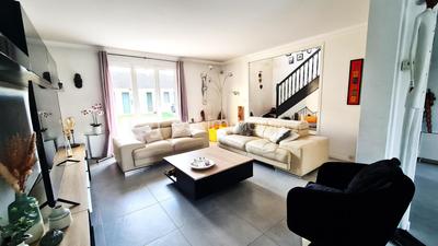 Maison - 178 m² - 7 pièces