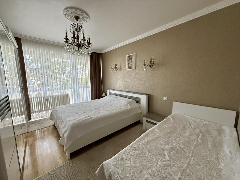 Appartement - 92 m² - 4 pièces