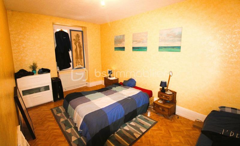 Immeuble - 258 m² - 12 pièces