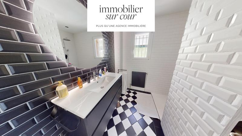 Villa - 173 m² - 7 pièces