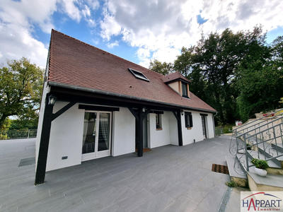 Maison - 300 m² - 10 pièces