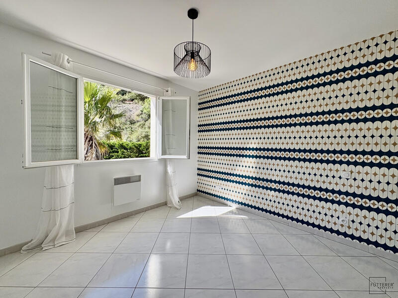 Maison - 143 m² - 7 pièces