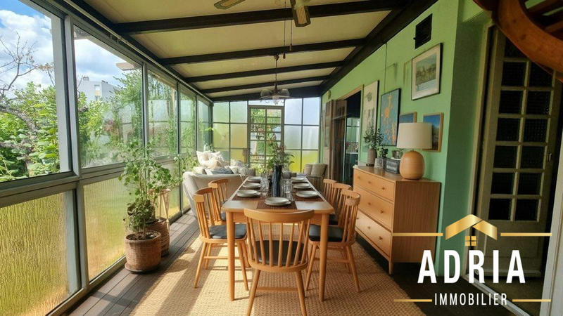 Maison - 95 m² - 5 pièces