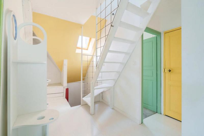 Maison - 201 m² - 9 pièces