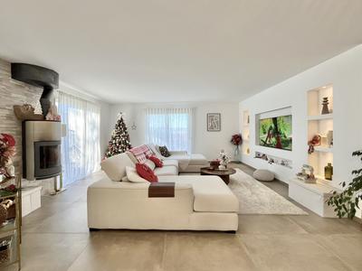 Maison contemporaine - 250 m² - 8 pièces